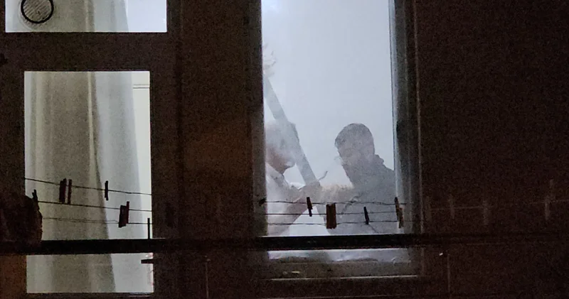 Çorum da arkadaşını kılıçla rehin aldı: Nedeni bakın ne çıktı