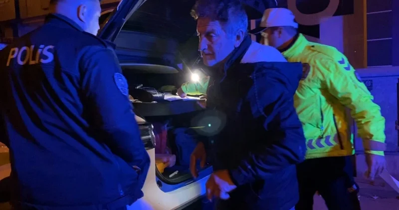 Bursa da alkollü yakalanan sürücü aracına methiyeler düzdü