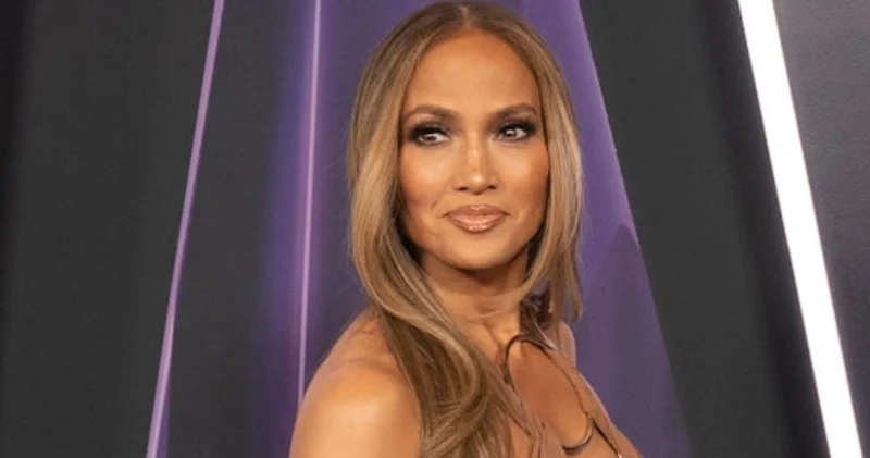 Jennifer Lopez kamera önünde en iyi öpüşen erkek oyuncuyu açıkladı magazin haberleri