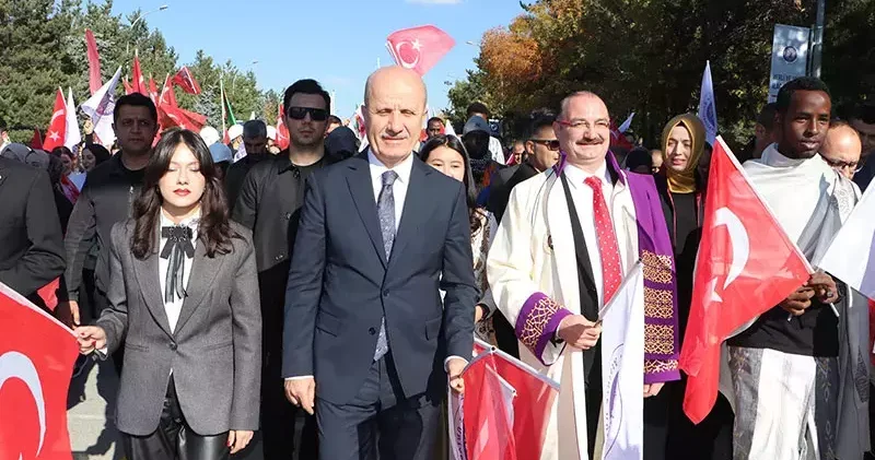 Üniversite öğrencilerine yaz okullarıyla erken mezuniyet şansı