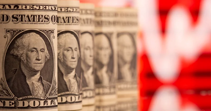 Dolar yükselişte, Anket bekleniyor