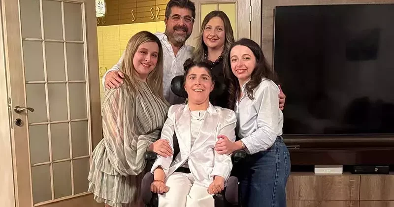 Serebral palsili üçüzlerin başarı öyküsü