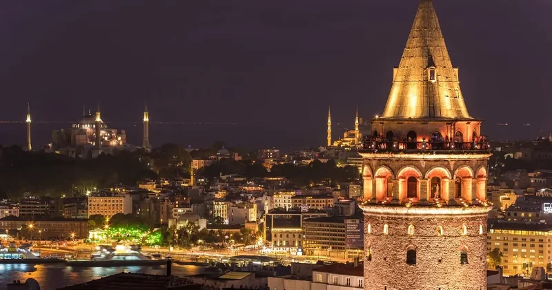 Bakan Ersoy duyurdu: Gece müzeciliğinde %32 artış! Ziyaretçi sayısı 1,3 milyonu aştı
