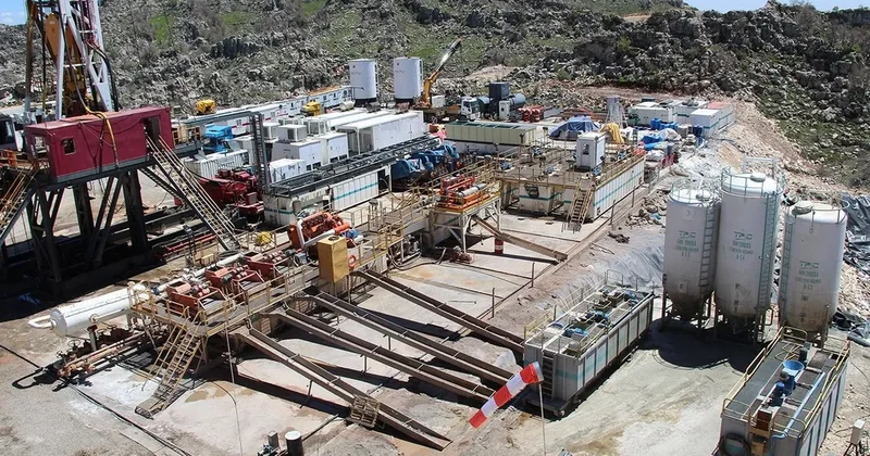 Türkiye nin enerji hamlesi sürüyor! Bakan Bayraktar dan Gabar için yeni keşif sinyali: Yakında müjde verebiliriz