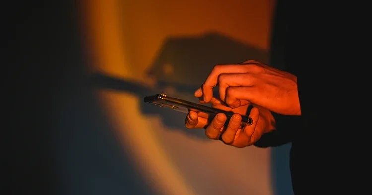 Milyonlarca telefon tehlikede! Arkasından İsrail çıktı... Sadece görünmesi yeterli