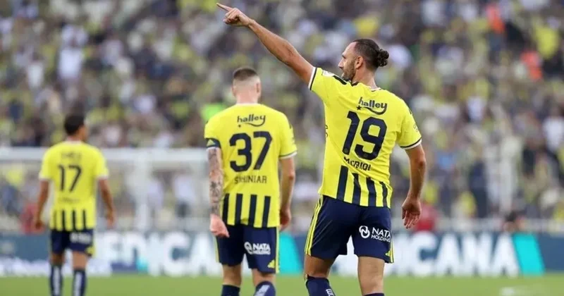 FENERBAHÇE CORENDON ALANYASPOR CANLI Fenerbahçe, Alanyaspor u ağırlıyor! İşte İsmail Kartal ın 11 i...