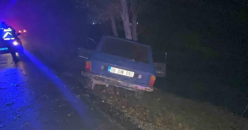 Bolu’da kontrolden çıkan araç ağaca çarptı: 1’i ağır 2 yaralı
