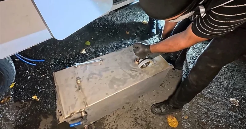 Şişli de karavan ve evde 213 kilo sentetik uyuşturucu bulundu, 2 şüpheli tutuklandı