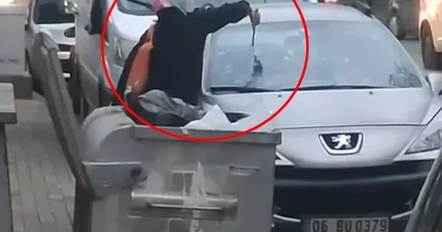 Tartıştığı kocasının otomobiline çekiçle zarar verdi Bursa Haber Habertürk Yerel Haberler