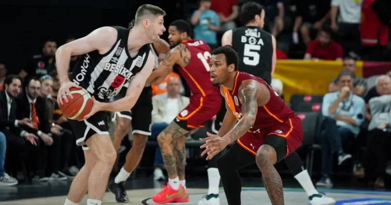 Potada derbi heyecanı! Beşiktaş Galatasaray ı konuk ediyor