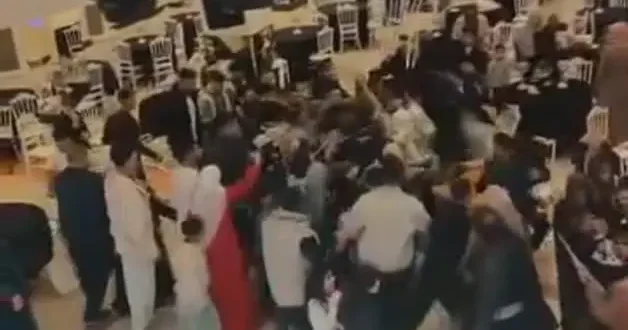 Halay pisti, ringe döndü: Tekme, yumruk ve sandalyeler havada uçuştu