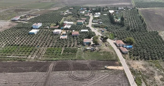 Mahalledeki herkesin soyadı Öztoprak olunca baba isimleri ve ikinci isimlerle karışıklığın önüne geçtiler Hatay da bir mahallede herkes Öztoprak soyadını taşıyor: Faturalar bile karışıyor Hatay Haber Habertürk Yerel Haberler