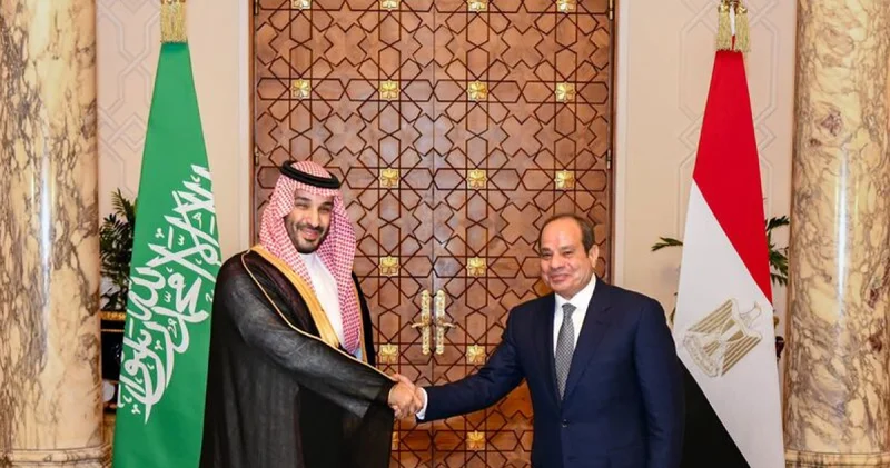 Mısır Cumhurbaşkanı Sisi: Suudi Arabistan ı korumak için her türlü adımı atacağız Dış Haberler