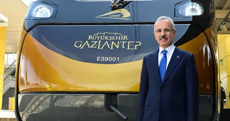 Bakan Uraloğlu açıkladı: Milli banliyö treninin dördüncü seti raylara indi
