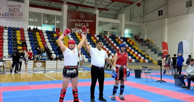 Tunceli den kick boksta büyük başarı Tunceli Haberleri