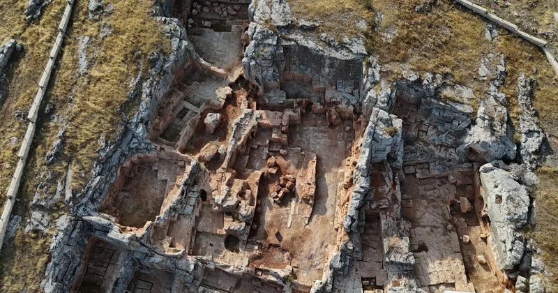 Şehrin altından 1500 yıllık yaşam alanı çıktı! 2001 den bu yana aradıklarını buldular Sözcü Gazetesi