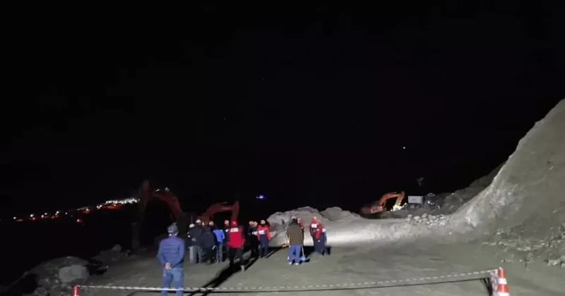 Sivas ta maden ocağında göçük: 1 işçiyi kurtarma çalışmaları sürüyor