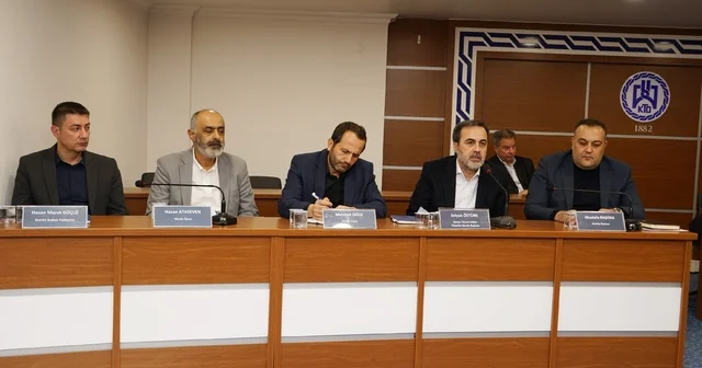 Başkan Öztürk: Üretim kadar bilgi ve strateji de rekabette belirleyici Konya Haberleri