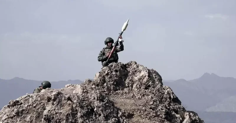 Terör örgütü PKK Zap tan çekildi