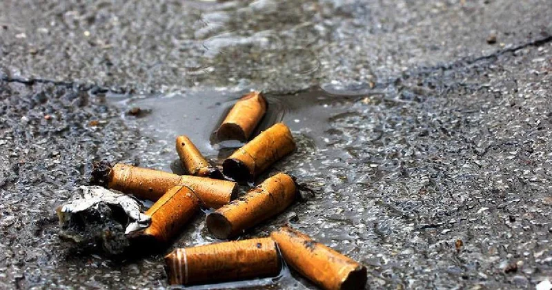 Sigara izmariti atana para cezası kesilecek