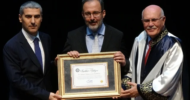 Uşak Üniversitesinde 2025 2026 akademik yılı törenle başladı Uşak Haberleri