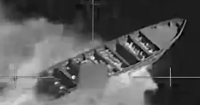 Trump’ın yeni kararnamesiyle operasyonlar artırıldı: Uyuşturucu taşıdığı öne sürülen gemiler imha edildi VİDEO İZLE