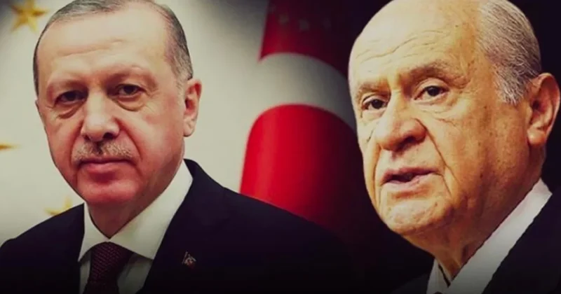 AKP nin kurucu isminden çarpıcı yorum: Bahçeli emrivaki yaptı, AKP MHP’yi kaybetmemek için tamam dedi Sözcü Gazetesi