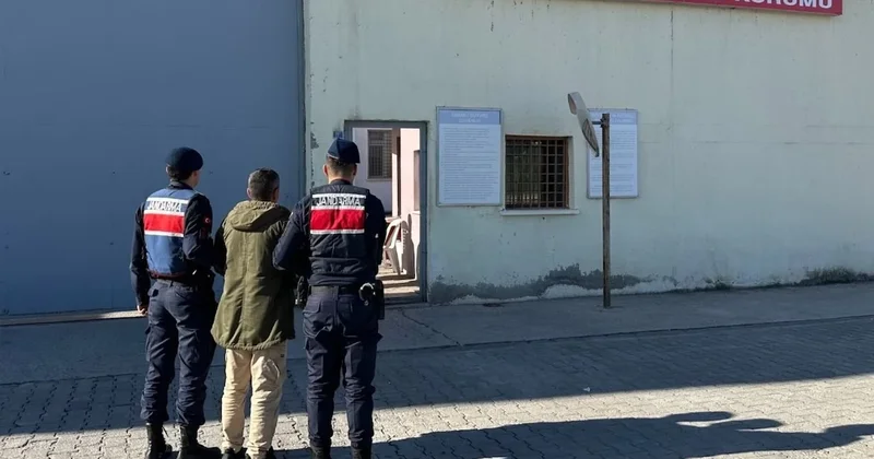 Çeyrek asırlık cezayla aranan firari yakalandı Sözcü Gazetesi