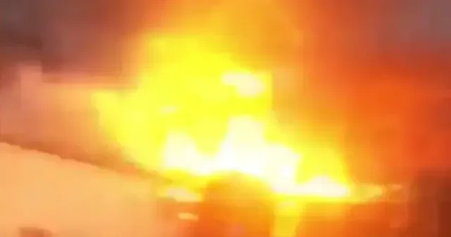 Arnavutköy’de gecekondu alev alev yandı VİDEO İZLE