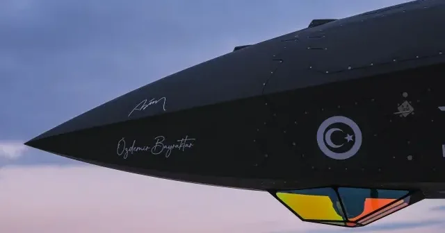 Dünyada bir ilk: KIZILELMA ya ASELSAN ın geliştirdiği hayalet göz TOYGUN entegre edildi VİDEO İZLE