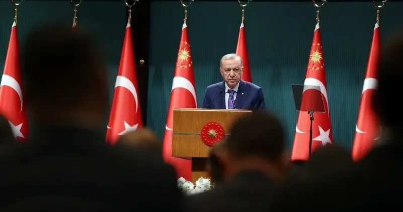 Cumhurbaşkanı Recep Tayyip Erdoğan, 17 Kasım 2025 tarihli Kabine Toplantısı sonrası önemli açıklamalarda bulundu: Canlı Yayın Son Dakika Politika Haberleri