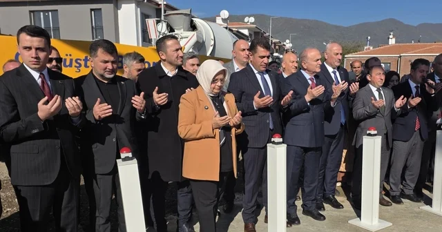 Çilimli ye Selçuklu mimarisinde yapılacak caminin temeli atıldı Düzce Haberleri