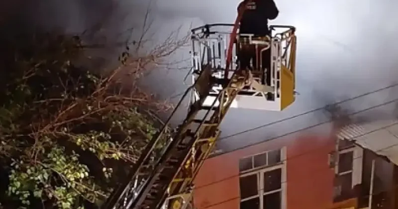 Samsun da iki katlı evde yangın: 1 ölü