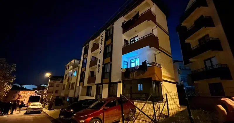 16 yaşındaki kız çocuğu odasında tabancayla başından vurulmuş halde bulundu