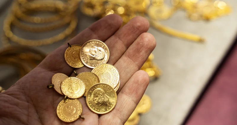 ALTIN FİYATLARI CANLI TAKİP EKRANI 17 ARALIK 2025: Altın yine yön değiştirdi! Bugün 22 ayar bilezik, tam, yarım, çeyrek ve gram altın ne kadar, kaç TL?