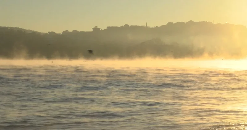 Deniz sıcak, hava soğuk! Boğaz buharlaştı! Son dakika haberleri