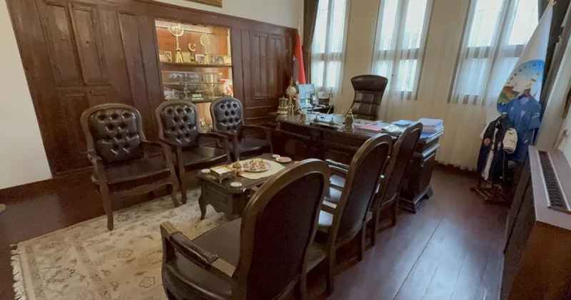 Makam odasında dinleme cihazı soruşturmasında 3 gözaltı