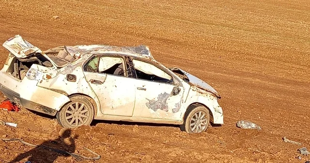 Kontrolden çıkan otomobil tarlaya uçtu: 1 yaralı Bir yandan görüntü çekti diğer yandan ağladı Şanlıurfa Haberleri
