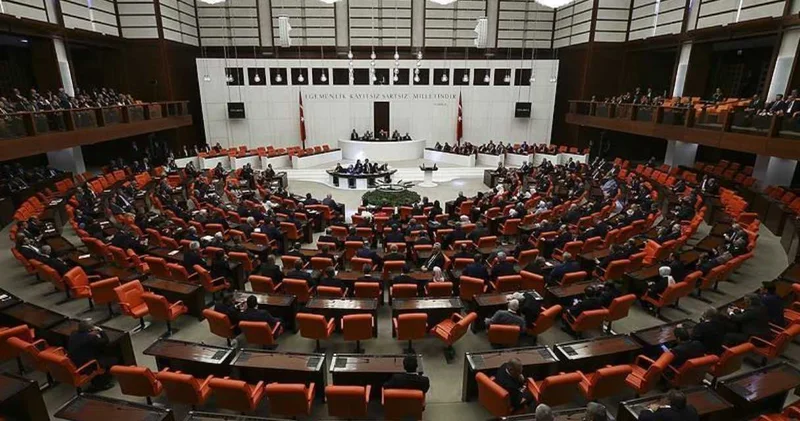 Bütçe görüşmelerinde Genel Kurul da gerginlik! Başarır dan AKP li Bursalı ya ıstakoz göndermesi