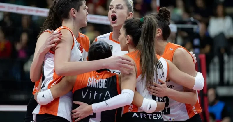 File derbisinde farklı skor! Set vermeden kazandılar