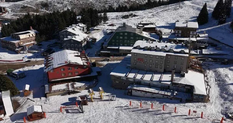 Dört otelin kapısına kilit vuruldu