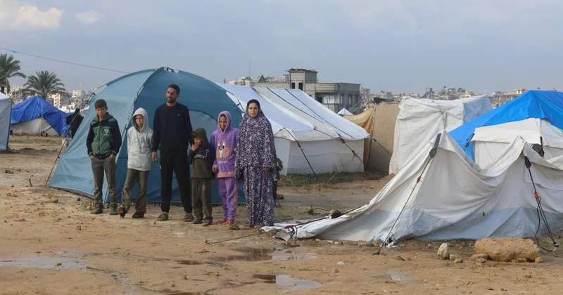 BM: Gazze de son yağışlardan yaklaşık 55 bin aile etkilendi, barınaklar hasar gördü