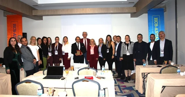 Acil tıp eğitiminde dijitalleşme çalışmasına uluslararası kongrede ödül Diyarbakır Haberleri