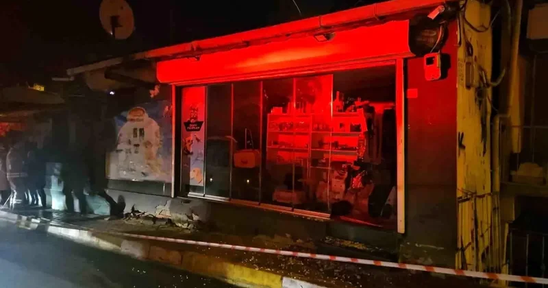 Sarıyer de Bina Çatladı, Gecekonduya Yaslandı