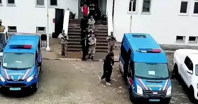 Sivas ta 10 düzensiz göçmen yakalandı VİDEO İZLE