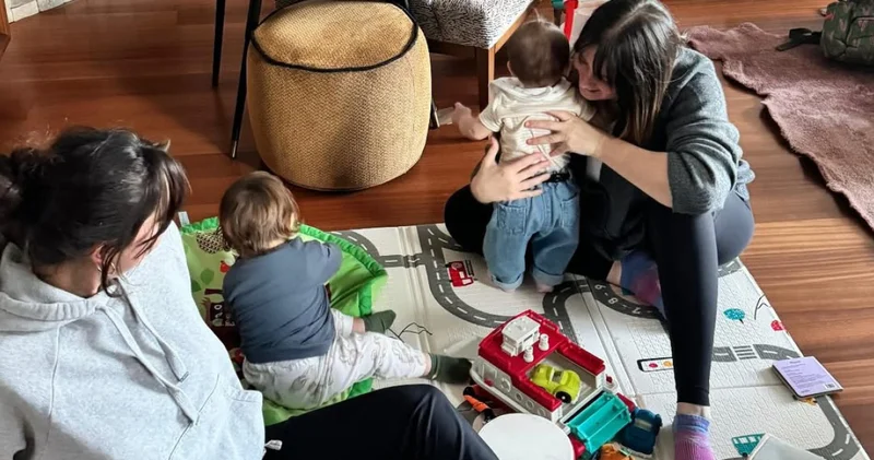 Gizem Karaca ile Neslihan Atagül ün çocuk buluşması