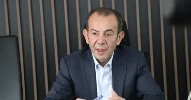 CHP li belediye başkanı Tanju Özcan Umre dönüşü açıklama yaptı: Rahatsızlığım yüzünden alkolü bırakıp namaz kılmaya başladım VİDEO İZLE