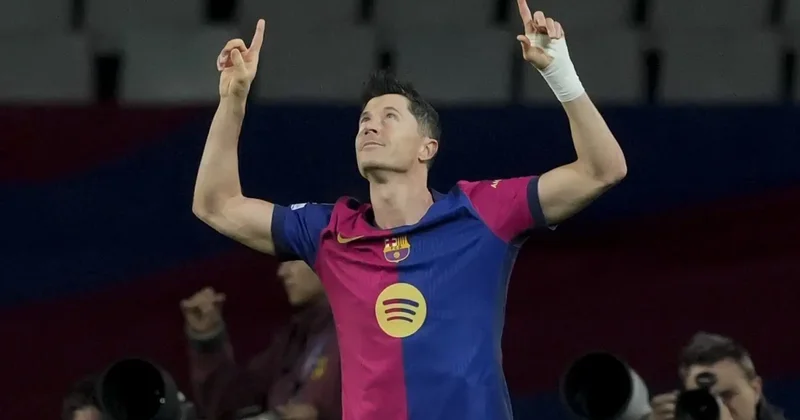 Fenerbahçe taraftarını üzecek Robert Lewandowski gelişmesi