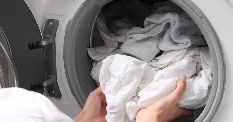 Asla çamaşır makinenizle arka arkaya iki yıkama yapmayın! Sektör devi marka uyardı Sözcü Gazetesi