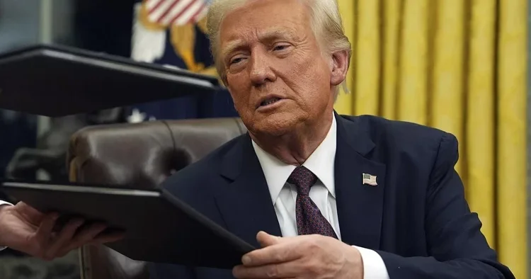 Trump kendi rekorunu kırdı